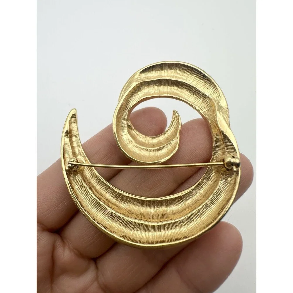 Vintage Gold Tone Leaf Feather Curl Swirl Modern Abstract